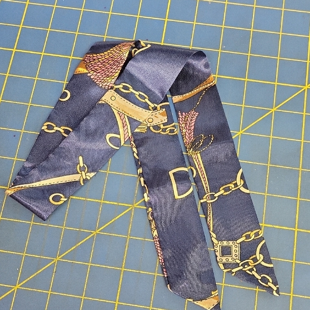Navy Blue Silk Tie Gold Accents 32" Neck Purse Head